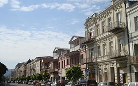 Mardzhanov Apartments, Block 120